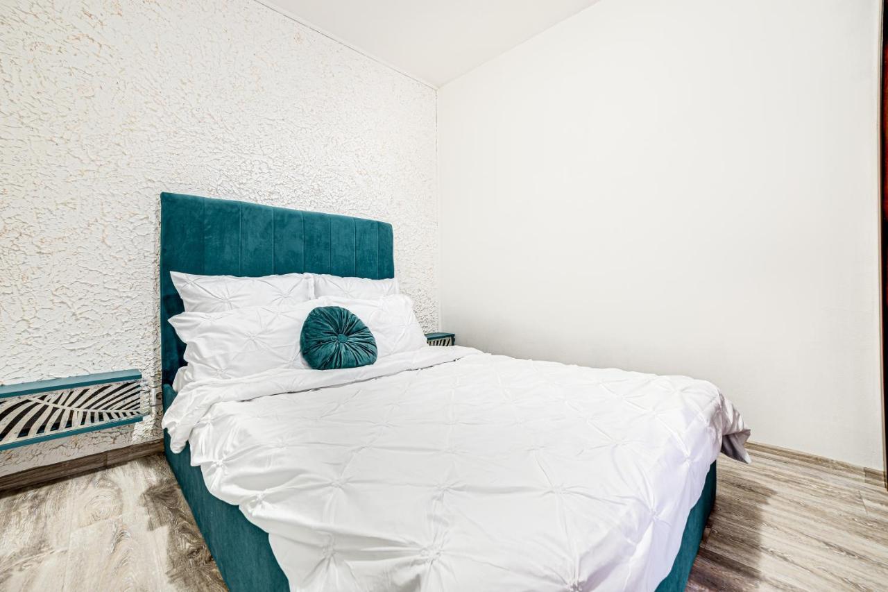 Ari Blue Apartment Ared In Kaufland Complex Arad Esterno foto